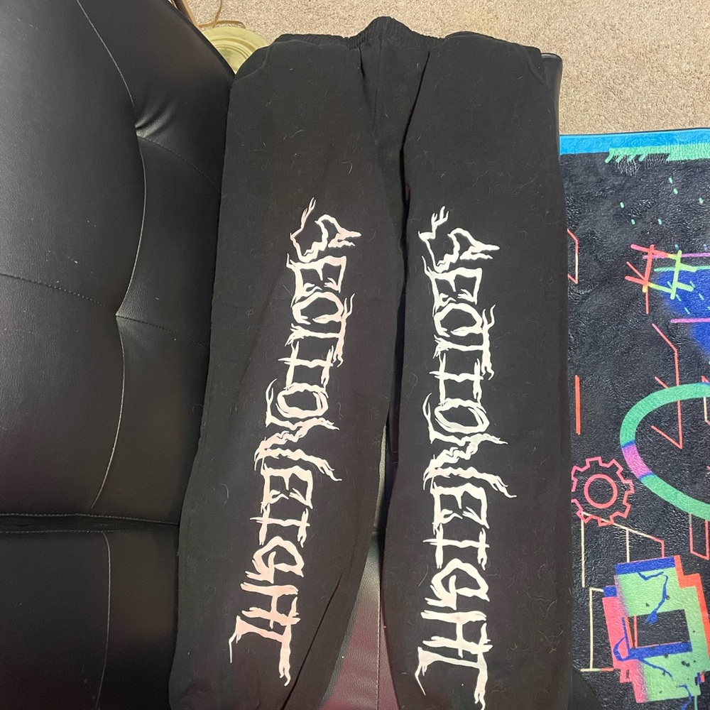 Section 8 sweatpants